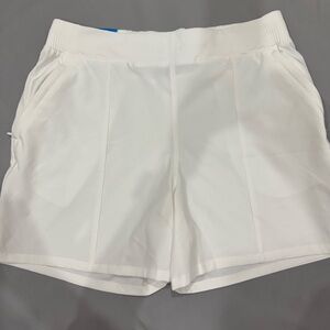 NWT Columbia White Athletic Shorts Lightweight Elastic Waist
